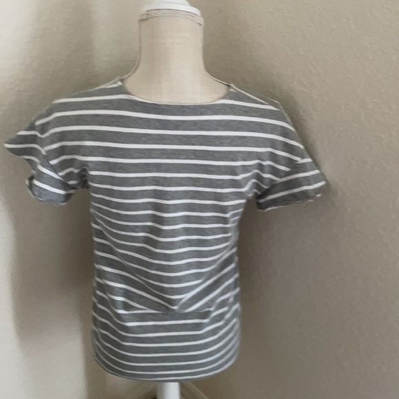 J. Crew Capped Sleeve V-Neck Top Size Small - Picture 3 of 7